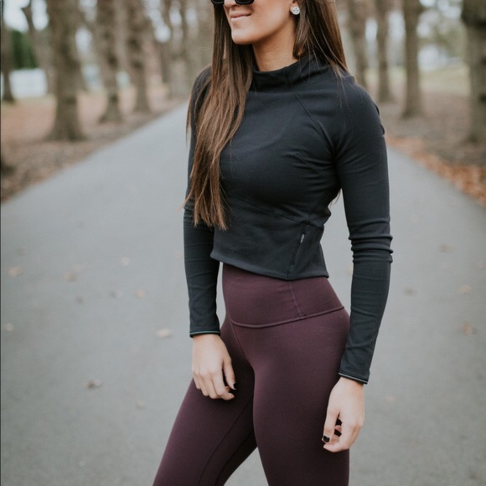 Lululemon Hill and Valley Mock Neck